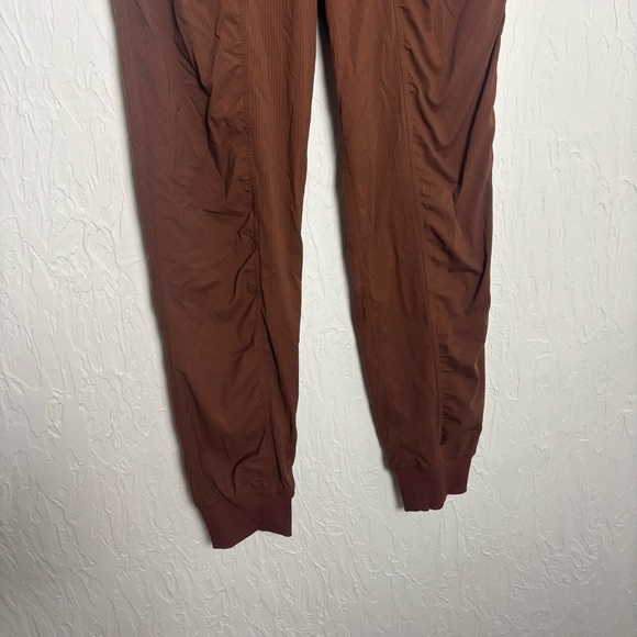 Lululemon Dance Studio Mid-Rise Jogger in the color Roasted Brown Size 8 - Picture 3 of 7